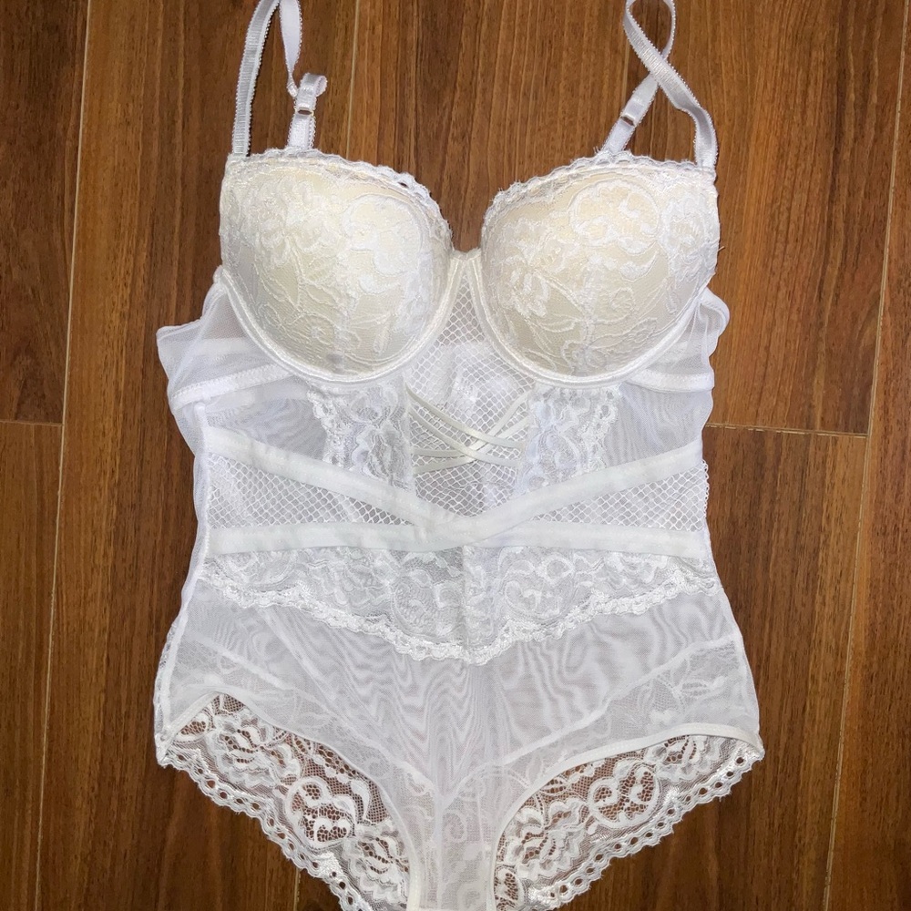 Elegant White Lace Bodysuit